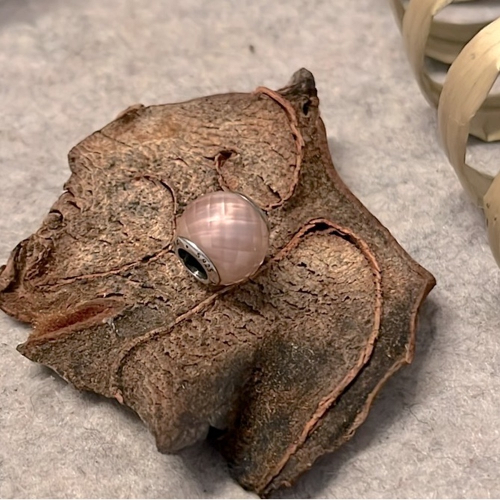 PANDORA Petite Facets Charm with Pink Zirconia Authentic Silver Sparkling - Picture 2 of 11